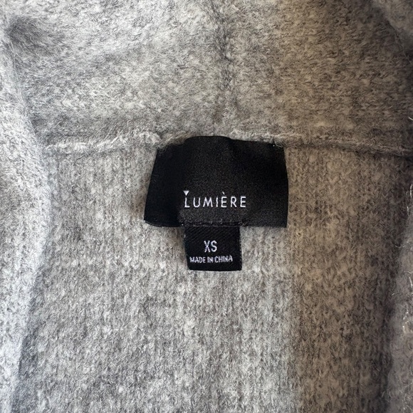 Cardigan - Picture 2 of 4